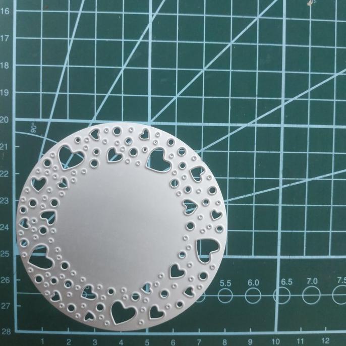 

Metal Cutting Dies - Round Frame Love For Scrapbook Cards Stencil #105