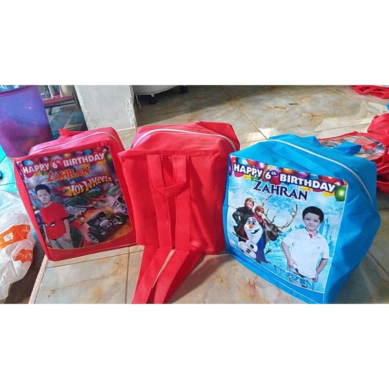 

CUSTOM tas souvenir ultah model ransel resleting karakter suka-suka