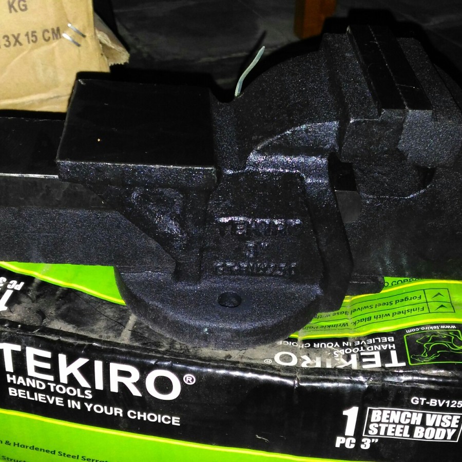 Tanggem / Catok Ragum Meja 3" Tekiro