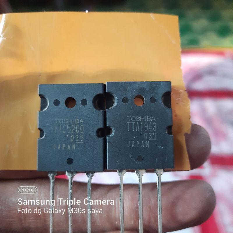 TOSHIBA TTC5200 TTA1843 ORIGINAL