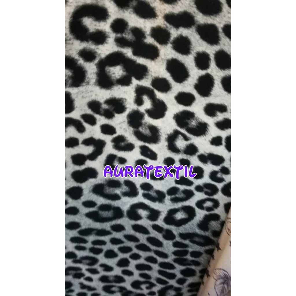 kain/bahan scuba motif macan tutul.