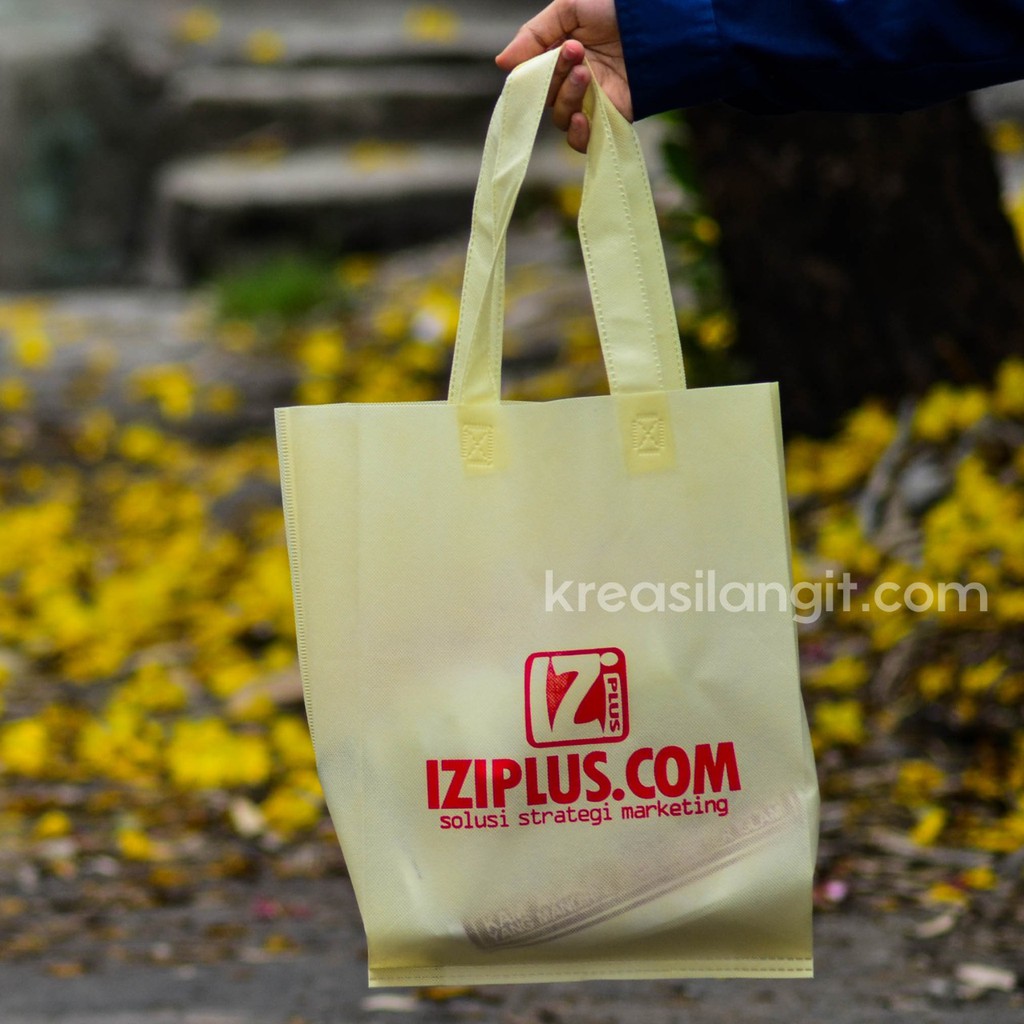 

Tas Spunbond Tali || Bisa Desain Custom || Bukan Satuan || Cocok Untuk Seminar atau Acara Kantor