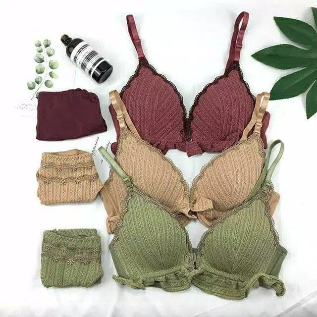 Bra Set BH + Celana Dalam Wanita Sexy Import Tanpa Kawat Korean - 1 - Maroon, 32