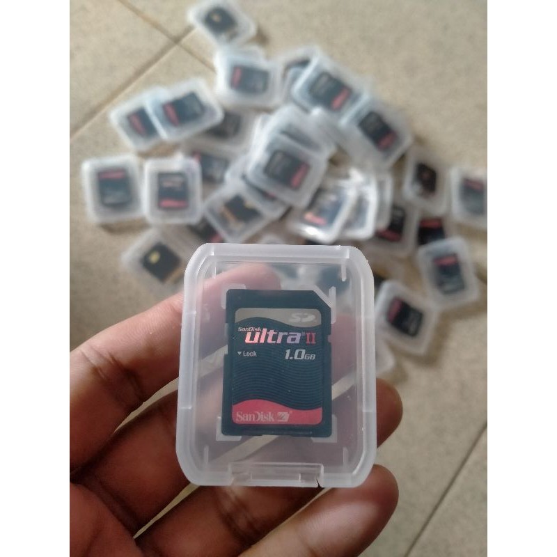 SD card 1 GB Sandisk keyboard technics kn 2600,2400