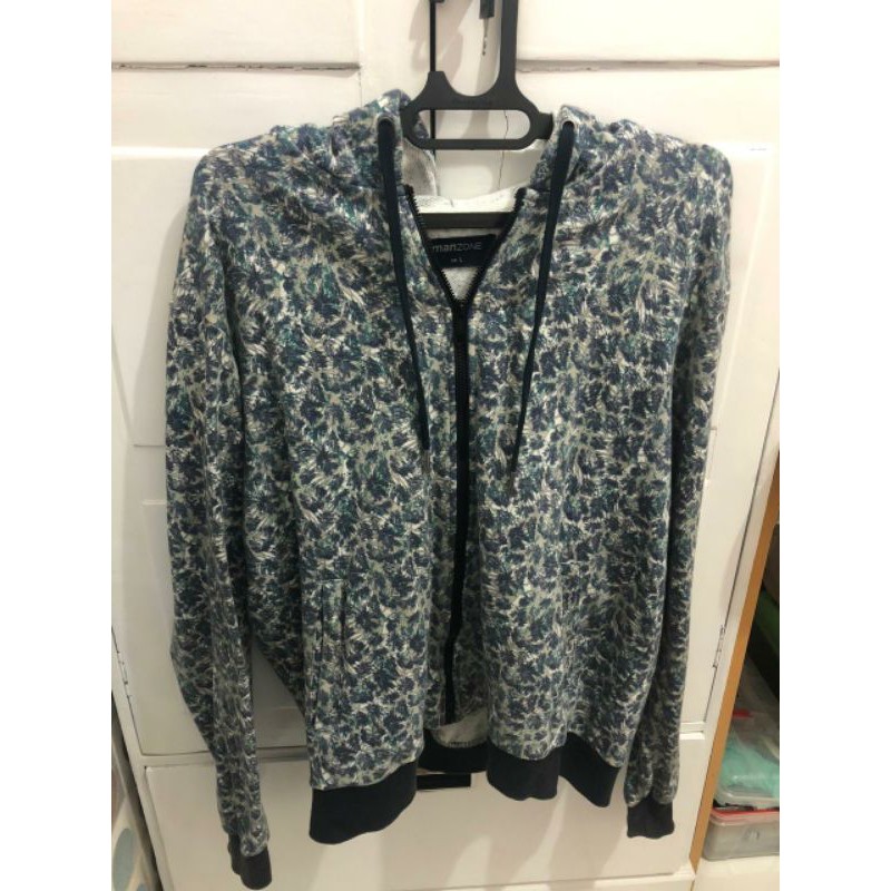 Jaket Hoodie Manzone Size. L - Preloved