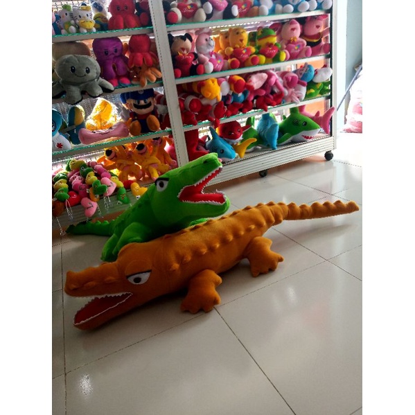 boneka buaya jumbo