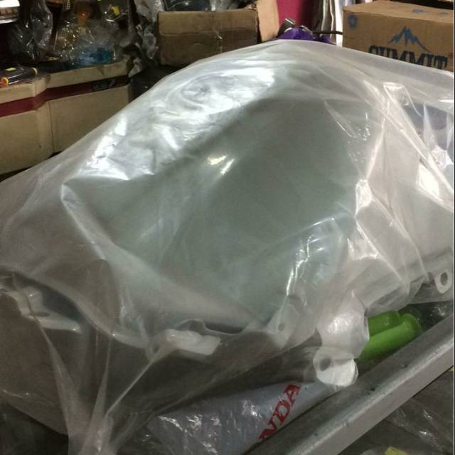 Tangki motor CB150R tahun 2014 Original 