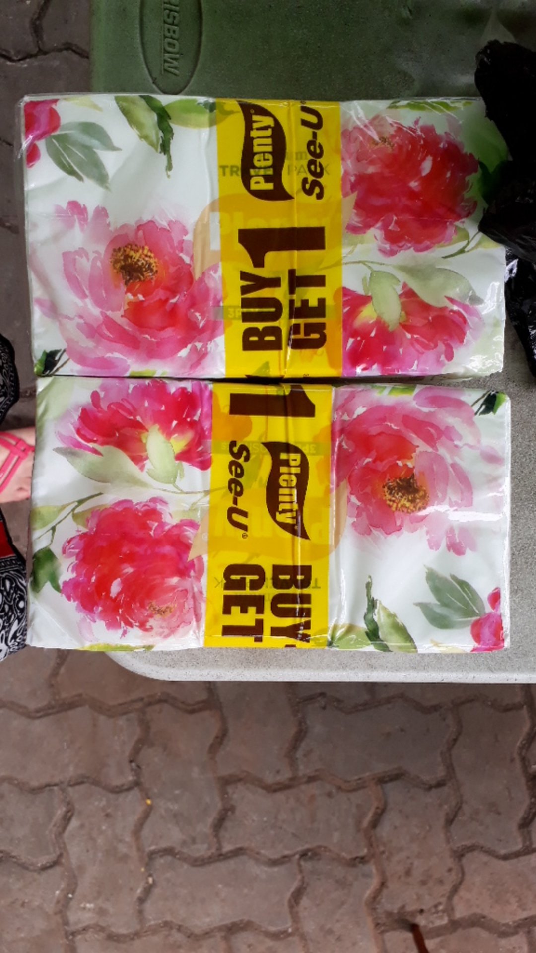 Plenty Travel Pack Tissue Premium [3 Ply/50 Sheet] - Buy 1 Get 1