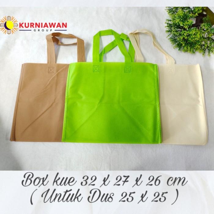 

Goodiebag Tas Kain / Goodie Bag Spunbond Box Kue Uk 32 X 27 X 26 Cm Per Lusin