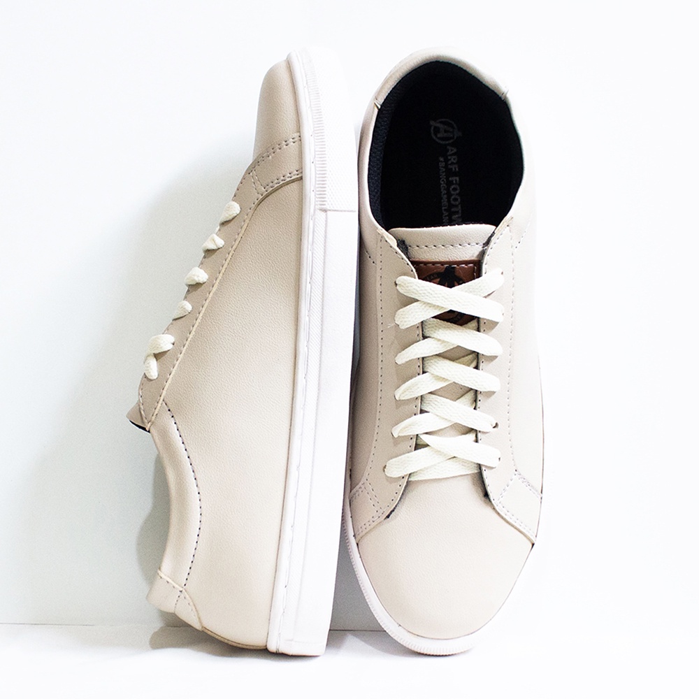 VICTOR CREAM |ManNeedMe x ARF| Sepatu Sneakers Pria Casual Shoes ORIGINAL