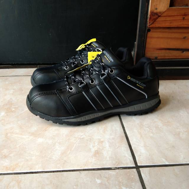 Sepatu dunlop Idaho safety original