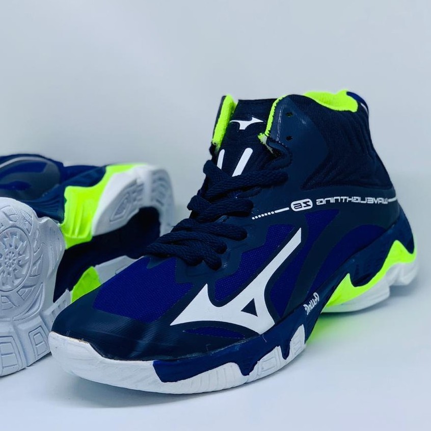sepatu mizuno lightning