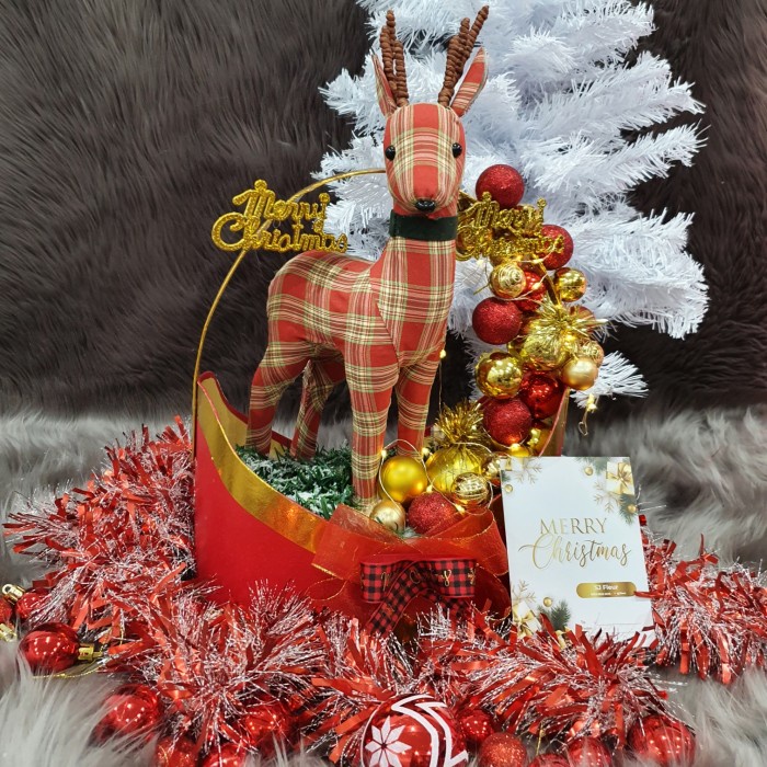 

Paket dekorasi hampers natal christmas parcel 50