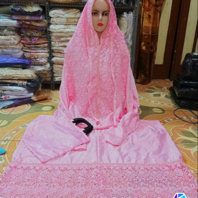 mukena sutra paris
