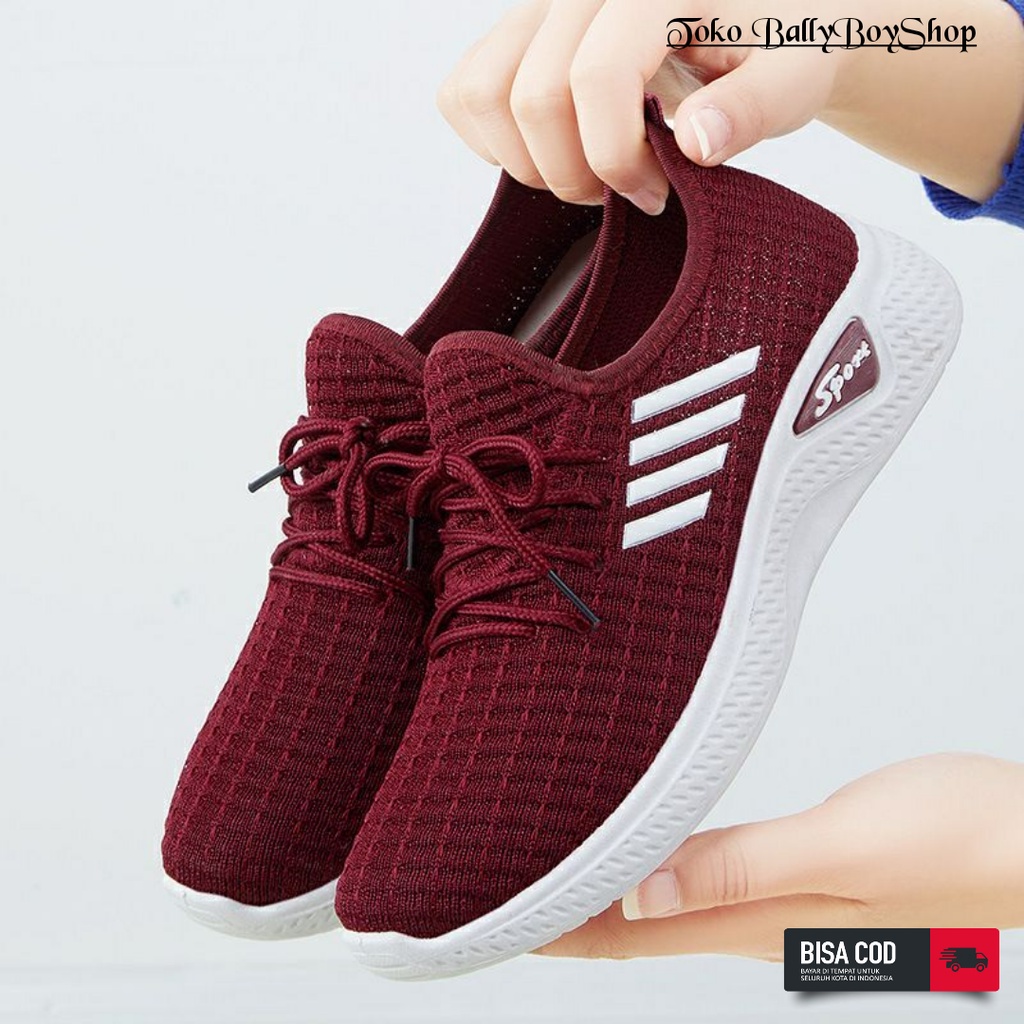 Sepatu Sneakers Wanita Import / Sepatu Sport Wanita / Sepatu Santai / Sepatu Murah / Sepatu Cewek