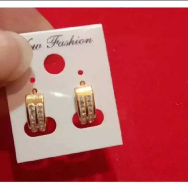 Anting wanita anting clip baris dua gold titanium full permata anti luntur dan tahan lama