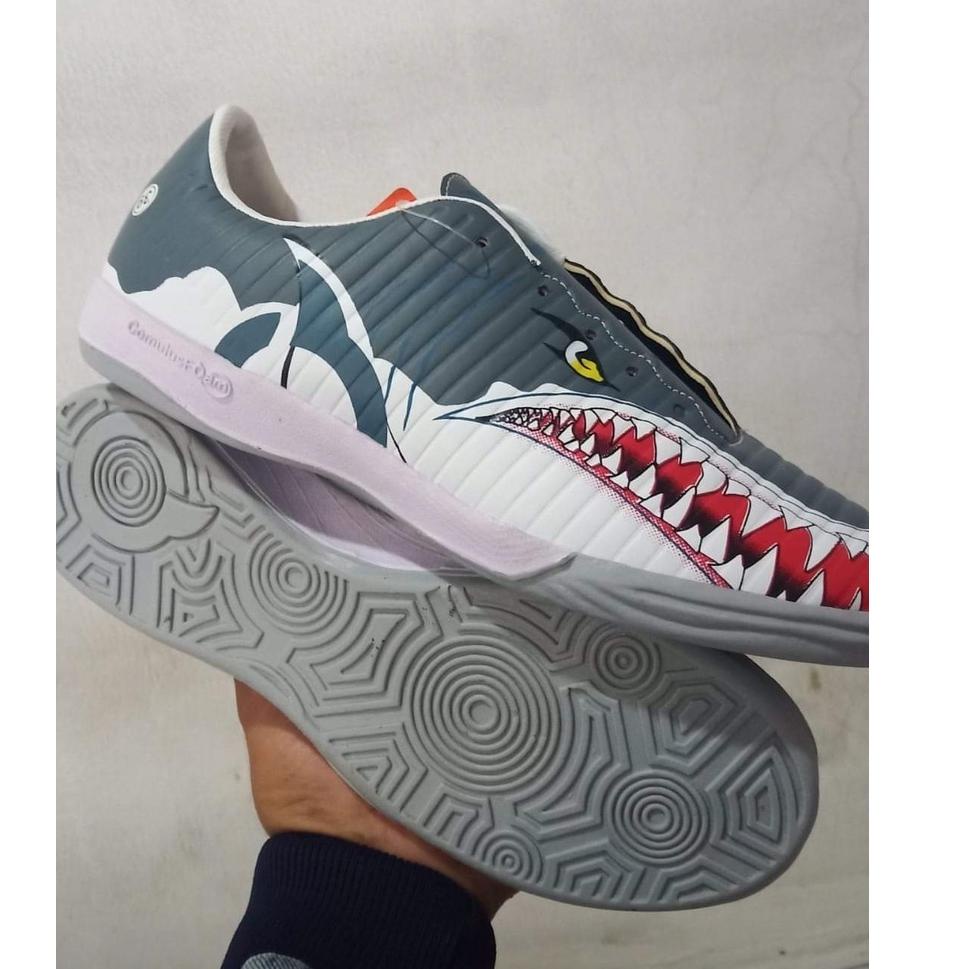 Sepatu futsal ortus catalyst requin in ▪ TMB.26Au22g