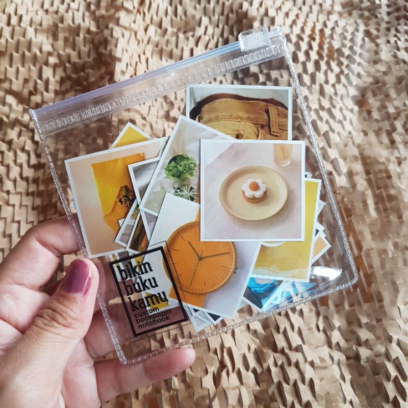 

44pcs Stiker HVS aesthetic estetik foto gambar potret jurnal / scrapbook / journaling notebook sticker - Yellow