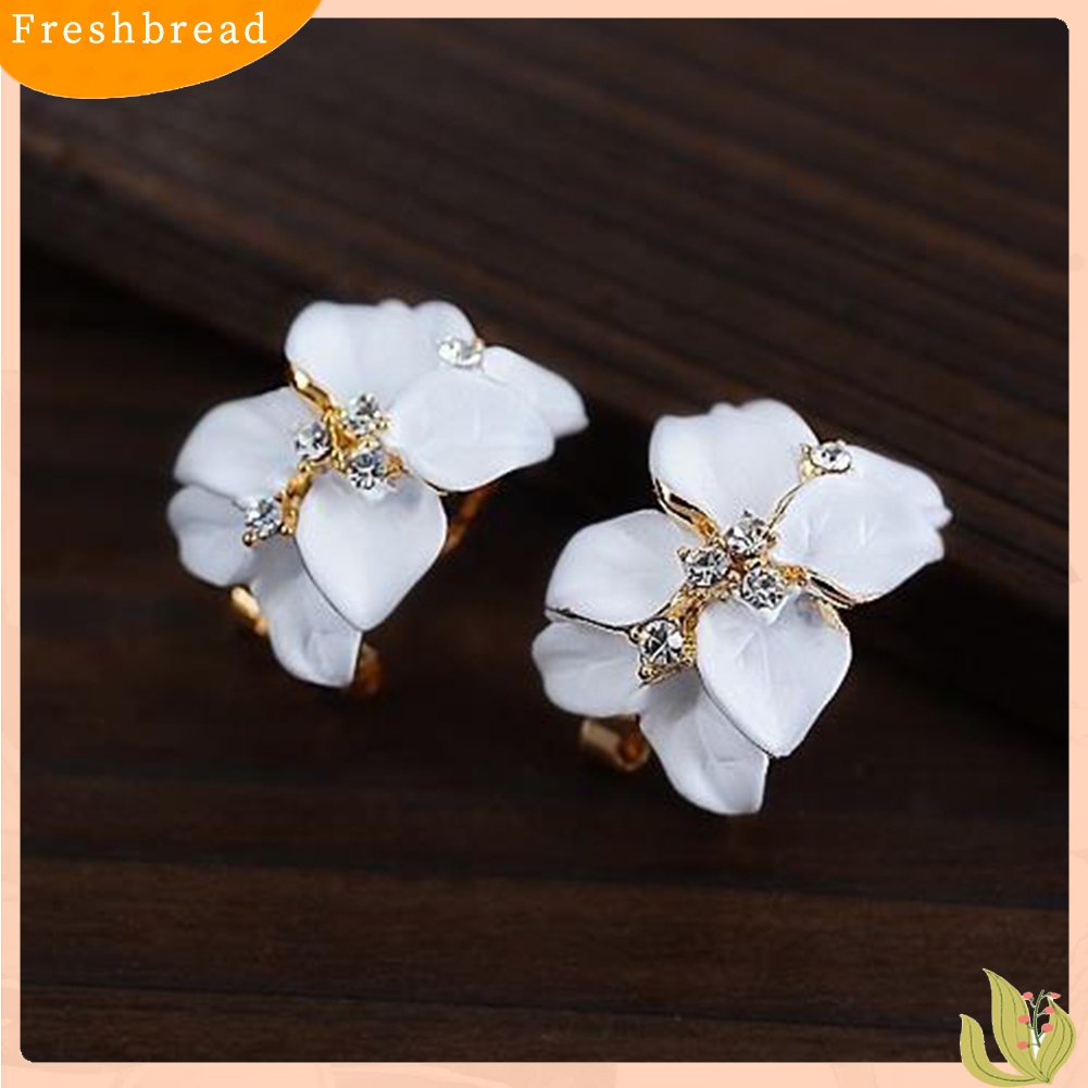 Fresh| Anting Tusuk Motif Bunga Gardenia Hias Berlian Imitasi Lucu Untuk Wanitahadiah