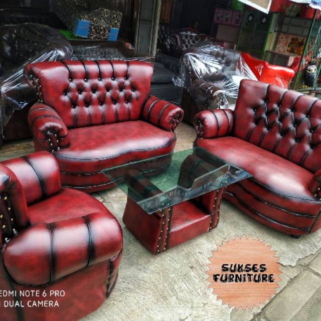 Kursi Sofa Jaguar Minimalis Satu Set Meja Dan Kaca Sofa Kulit Bangku Tamu Modern Warna Merah Maroon Shopee Indonesia