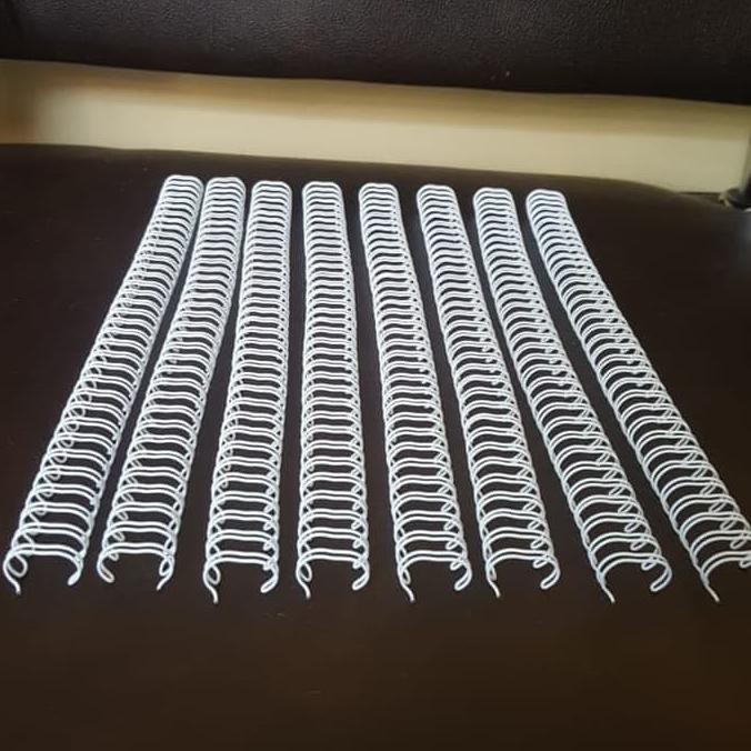 

Yang Dicari] Ring Kawat Spiral Jilid 5/16 A4 Spiral Wire 5/16 A4 3:1 35Lobang - Hitam