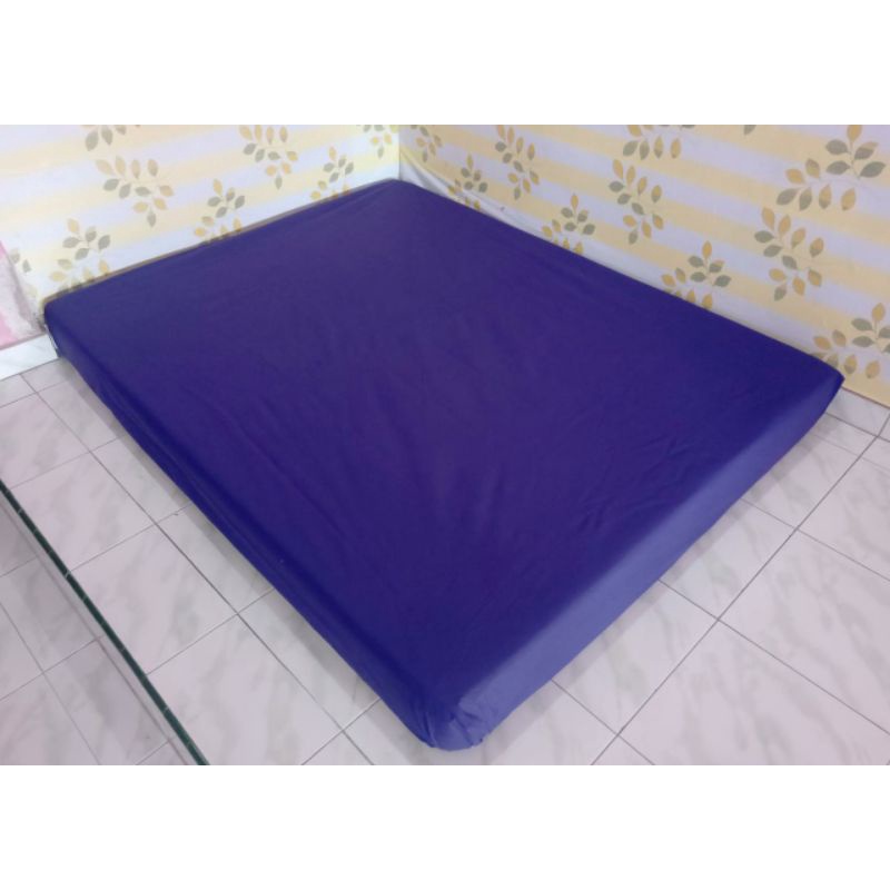 Sprei waterproof ukuran 160x200-Ungu tua