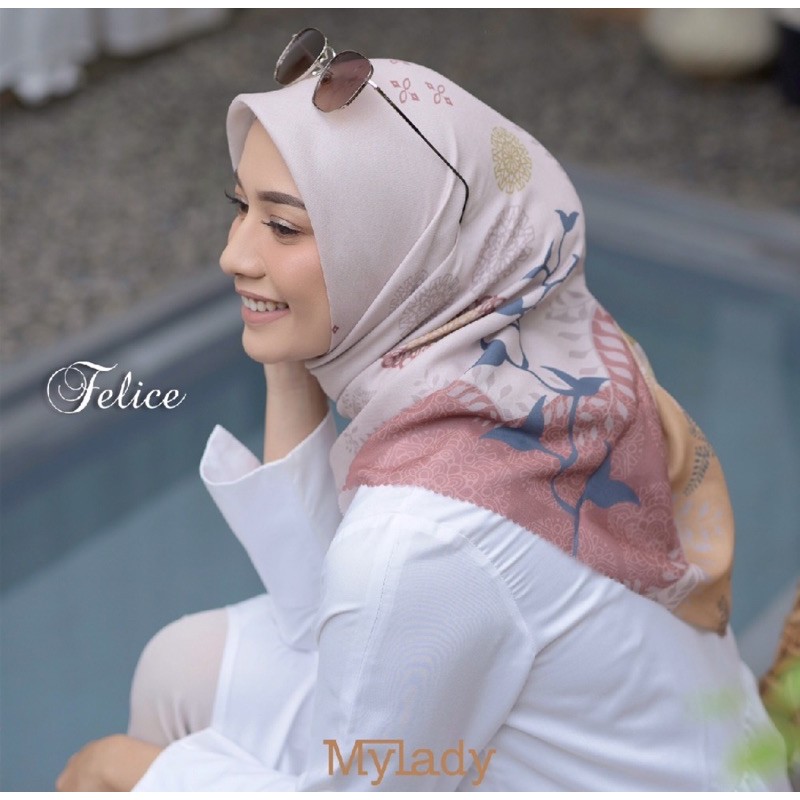 preloved Hijab MyLady in Felice