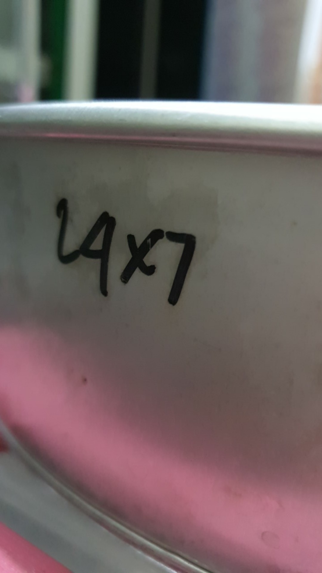 Loyang Bundar 24 X 7