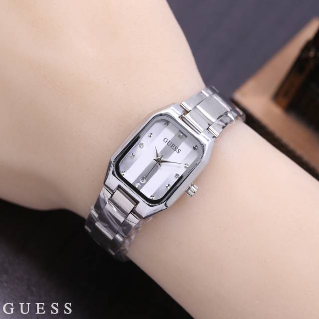 Jam Tangan Wanita Guess Rantai Tanggal Aktif