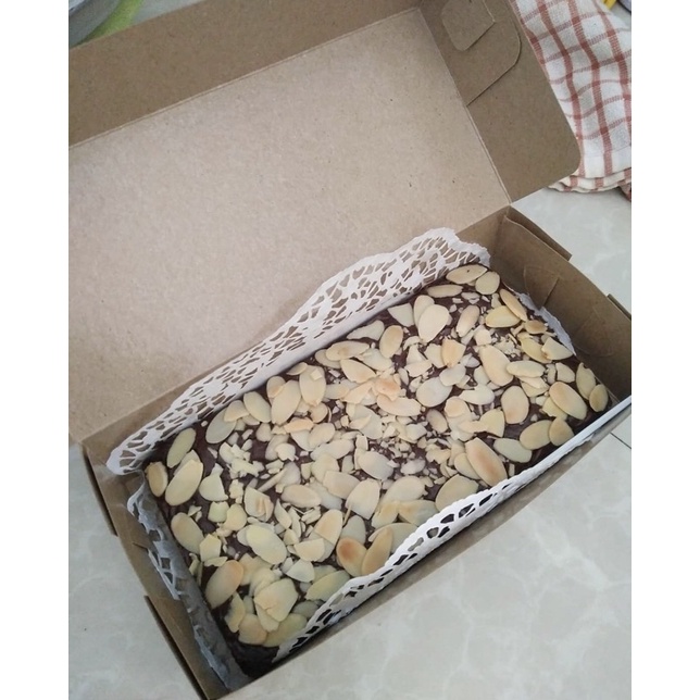 

Brownies Topping Almond