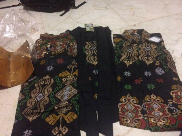 Bayar Di Tempat - Maura Couple Sania Ruffle Batik Couple