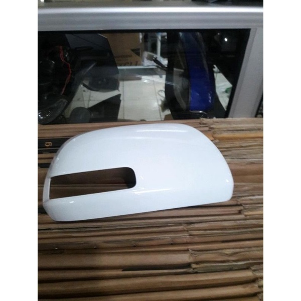 cover spion Vellfire 2010 kanan putih mutiara