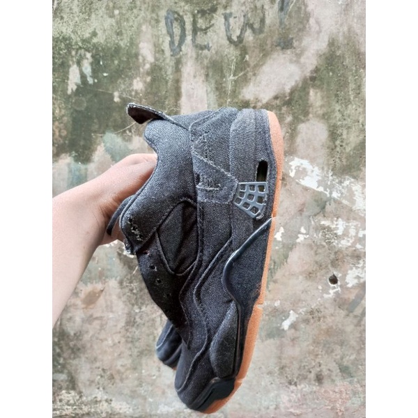 air jordan retro 4 black levis