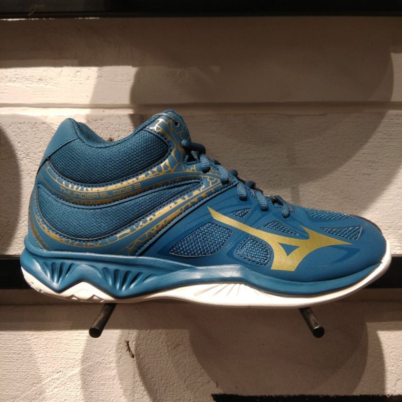 mizuno thunder blade netball