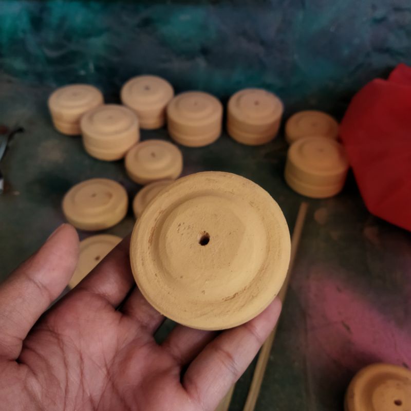 Ban Kayu Miniatur Truk Oleng / VRG CONCEPT