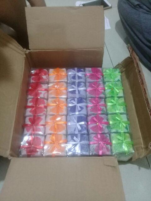 Souvenir Pernikahan Tempat Tisu Kemasan Mika Eksklusif