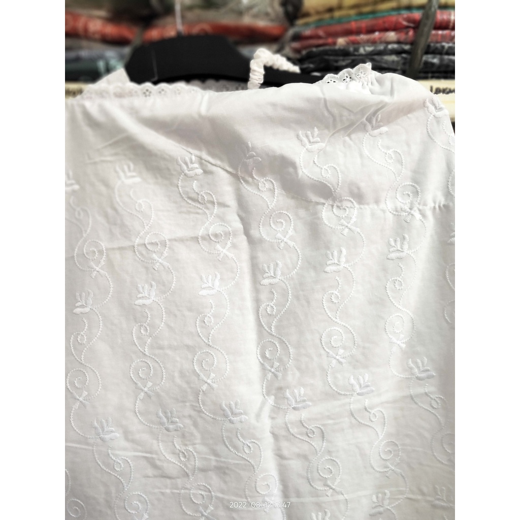 Bergo Super Jumbo Renda Katun Haji Umroh