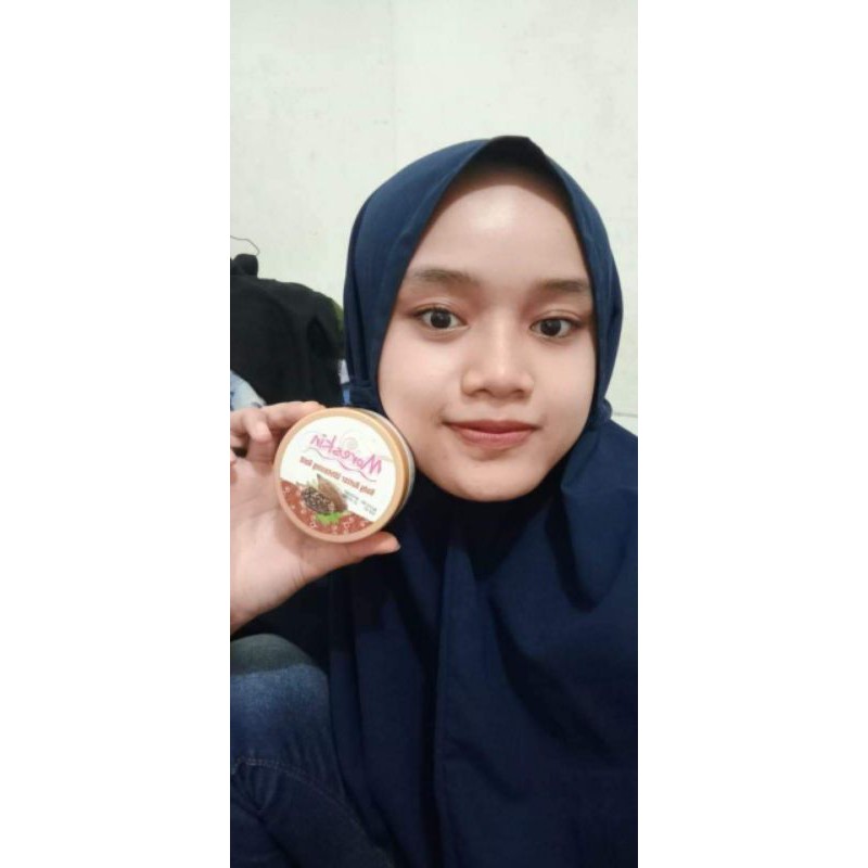 Bwhite moreskin Nasa