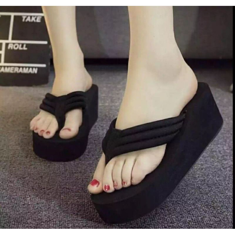 wedges spon wanita LDS