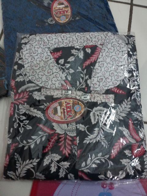 Couple Batik Modern Motif Wajik Merah Putih