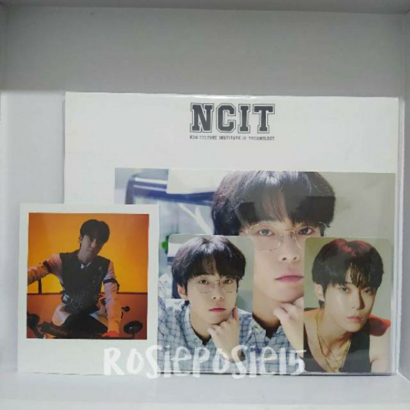 [BOOKED] PHOTOFRAME NCIT DOYOUNG SEALED
