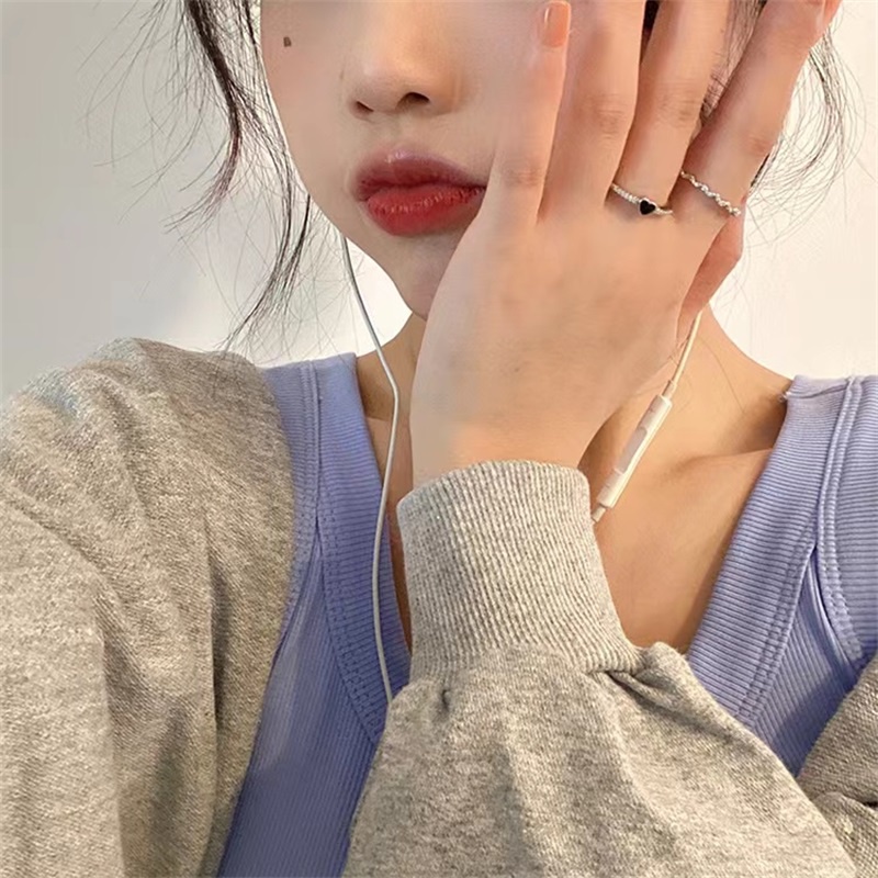 Cincin Desain Hati Warna Hitam Bahan Zirkon Gaya Korea
