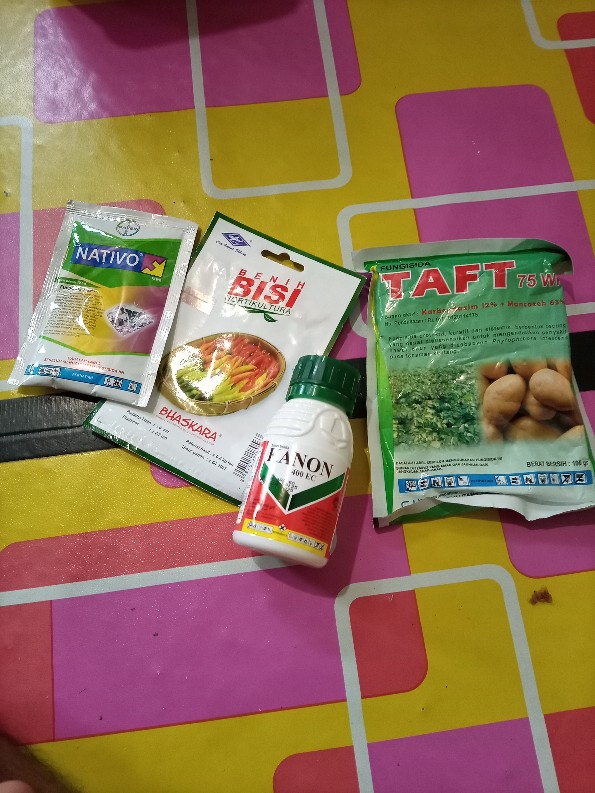 Fungisida Dan Zpt Nativo 75 Wg - 12,5 Gram