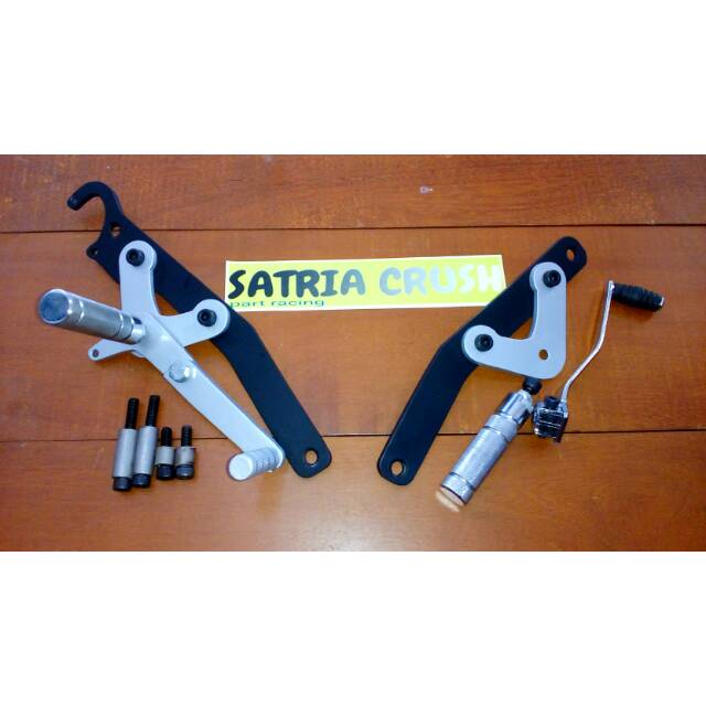 Step underbone Satria Fu karbu injeksi fu costum custom plat besi