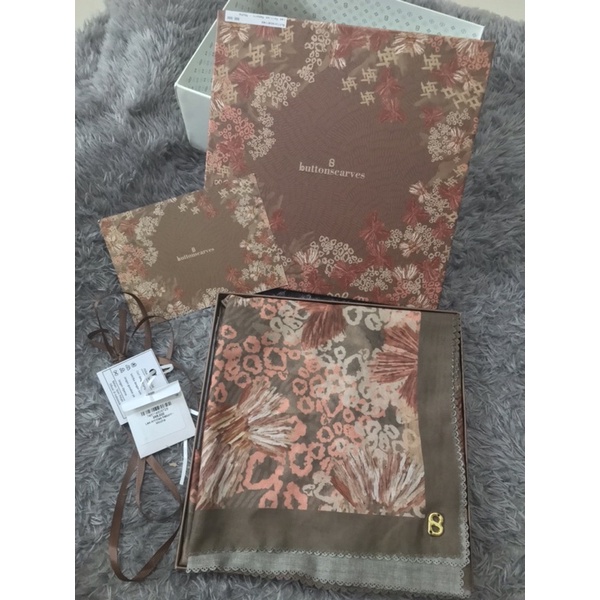 BUTTONSCARVES LES AMITIES REBORN MOCHA VOAL REGULER