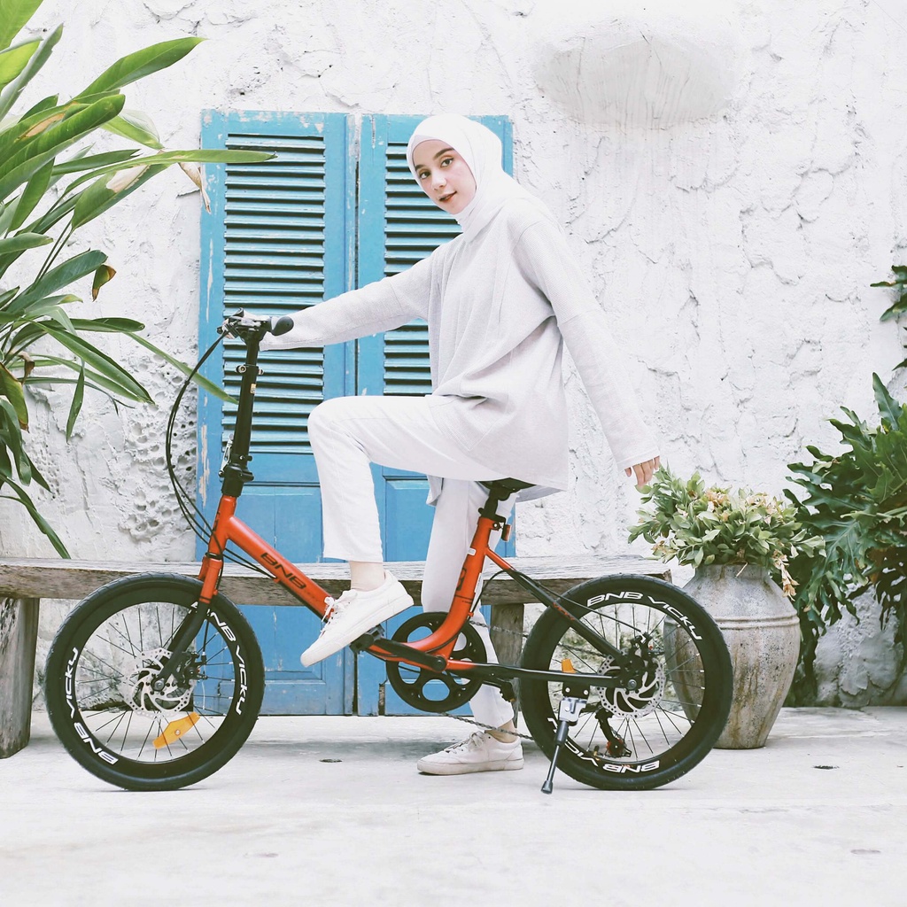 Bike N Bike - Sepeda Minion BNB Vicky Ukuran 20 Inch-2