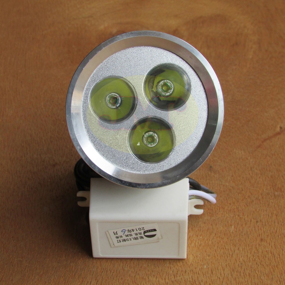 Lampu Tembak Fokus Motor Dan Mobil Variasi Aksesoris Lampu Tembak Cahaya Putih Cree 15W R3 12V Water