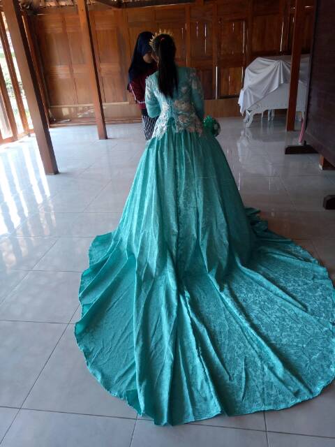 Rok gaun pengantin/ rok ekor jaguar pengantin