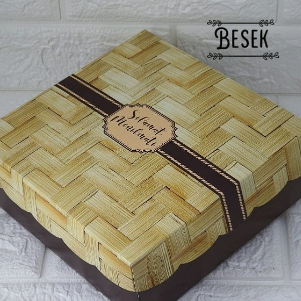 Dus Nasi Box Motif Tebal 18x18 Besek Bambu