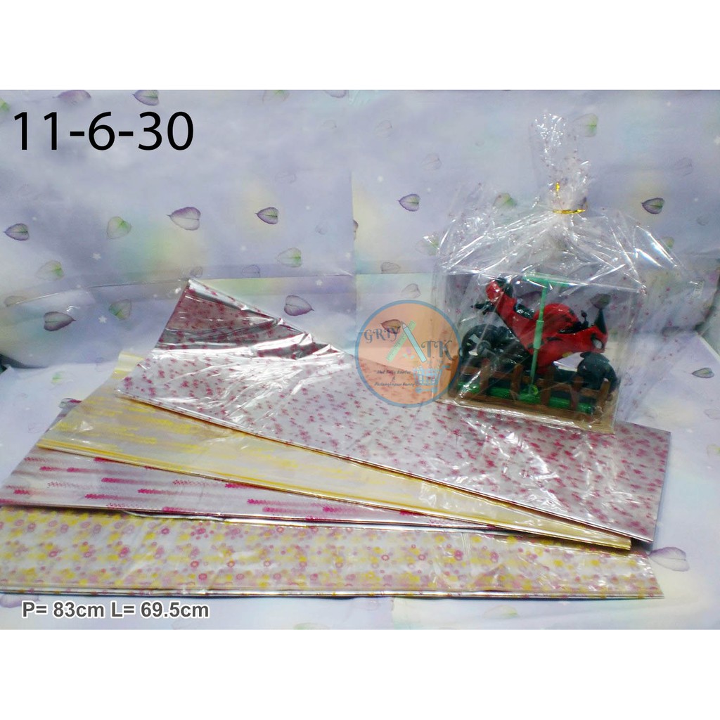 

Kertas Kado Wrapping Flower Transparan